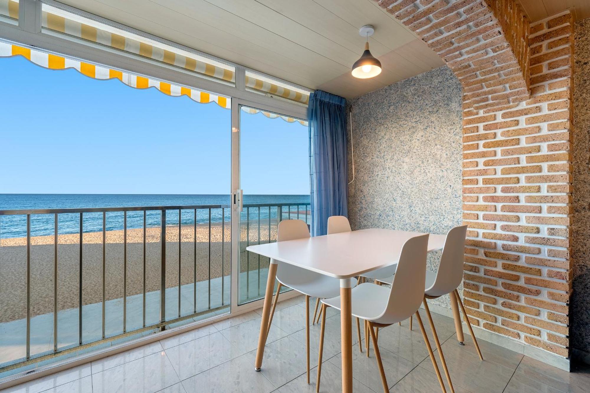 Hauzify I Apartament Plenamar Platja d'Aro Ngoại thất bức ảnh